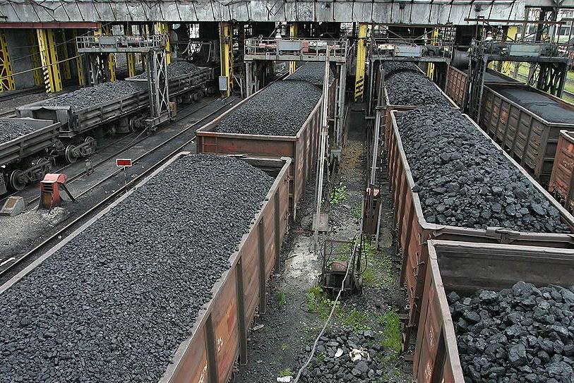 Электроэнергию и уголь больше не будут декларировать при вывозе из России в страны ЕАЭС