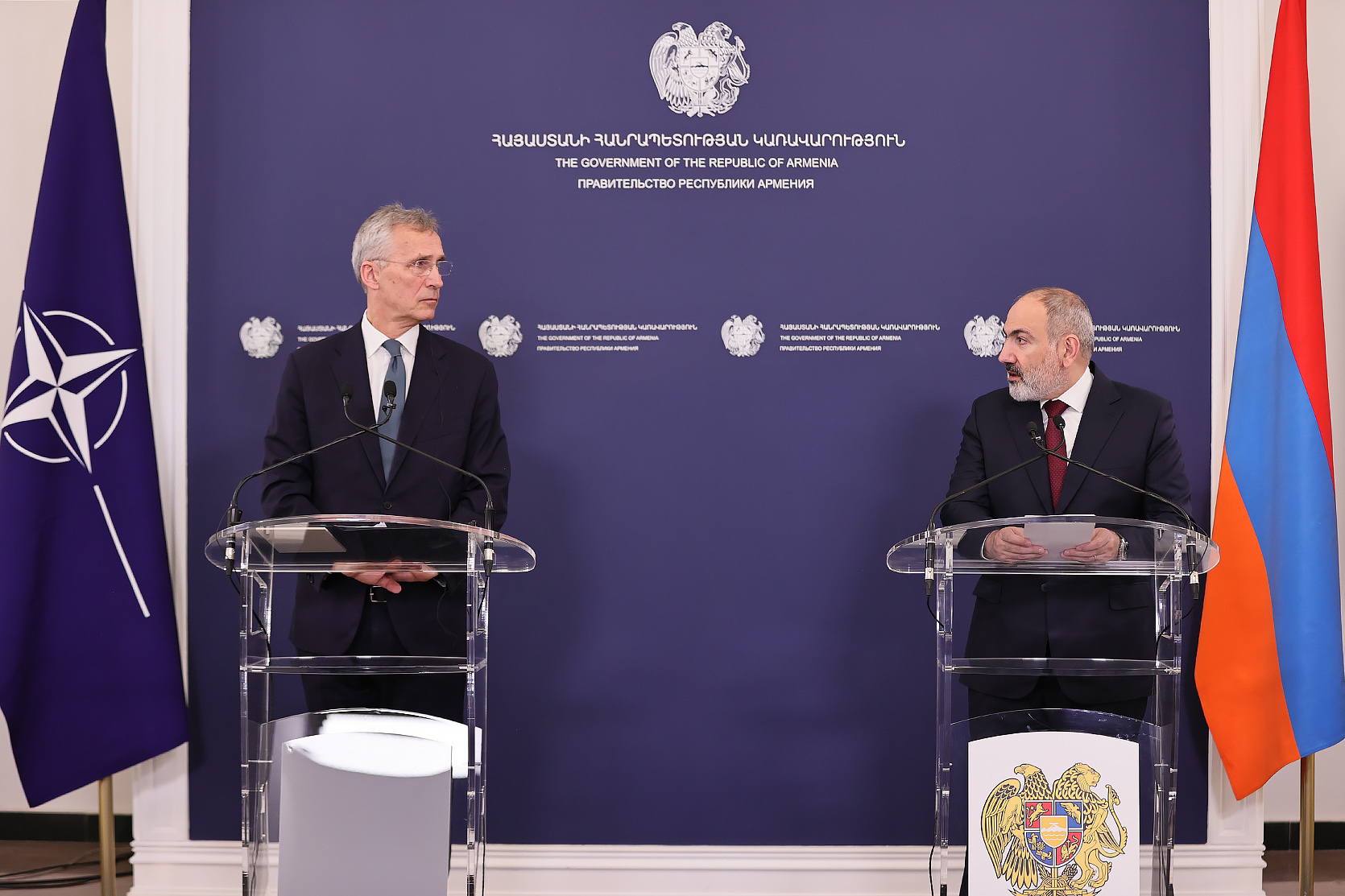 НАТО поддерживает суверенитет, территориальную целостность и мирные устремления Армении: Столтенберг