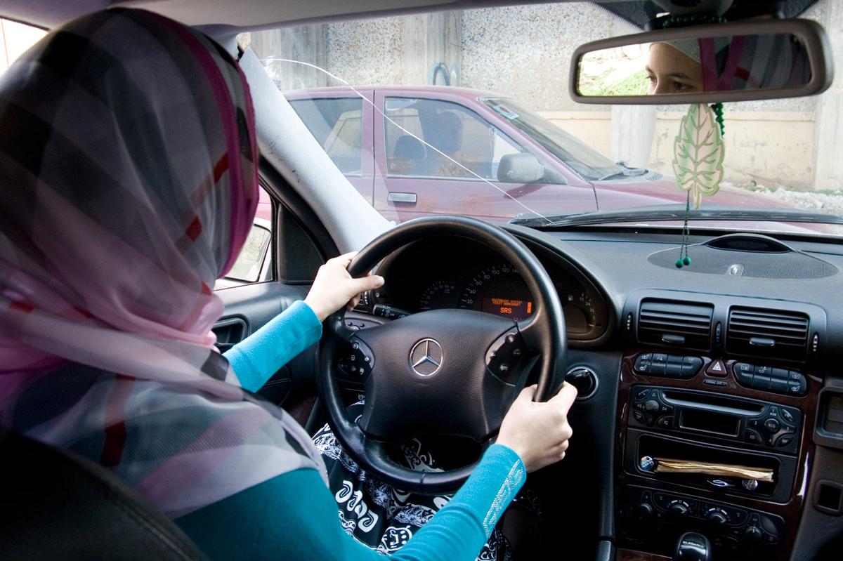Թուրքմենստանում կանանց արգելել են մեքենա վարել