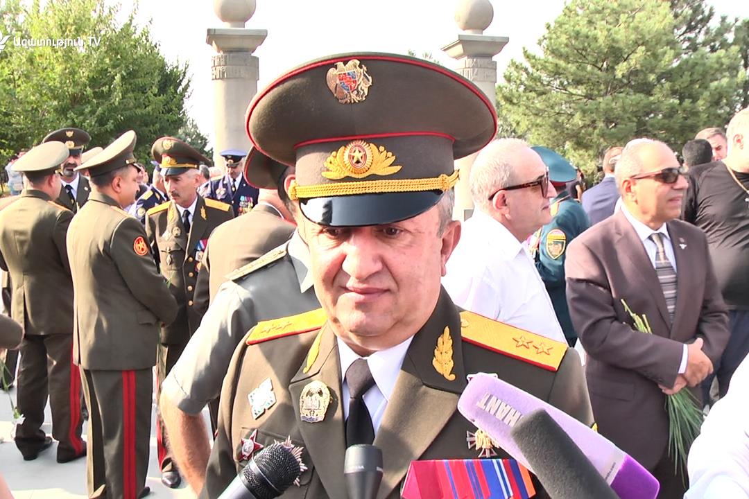 Сдача территорий Баку станет угрозой для Арцаха: начальник Генштаба Армении