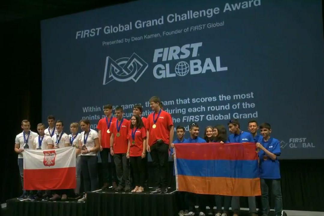 Дети из Армениии на олимпиаде по робототехнике в Вашингтоне заняли третье место