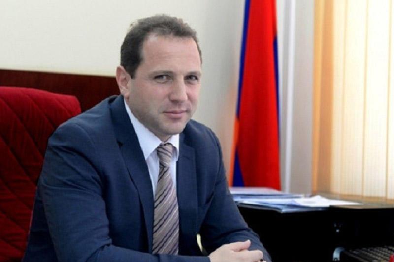 Сын министра обороны Армении будет призван на срочную воинскую службу в июле