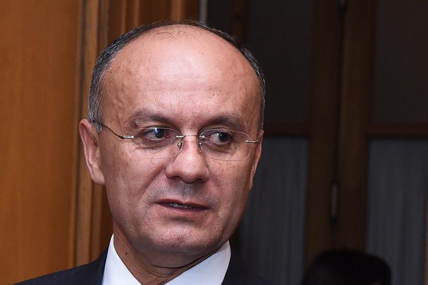 КГД Армении вызвал на допрос экс-министра обороны Сейрана Оганяна