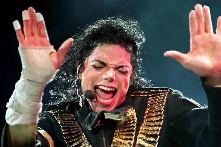 Врач Майкла Джексона заявил, что король поп-музыки был кастрирован в возрасте 12 лет