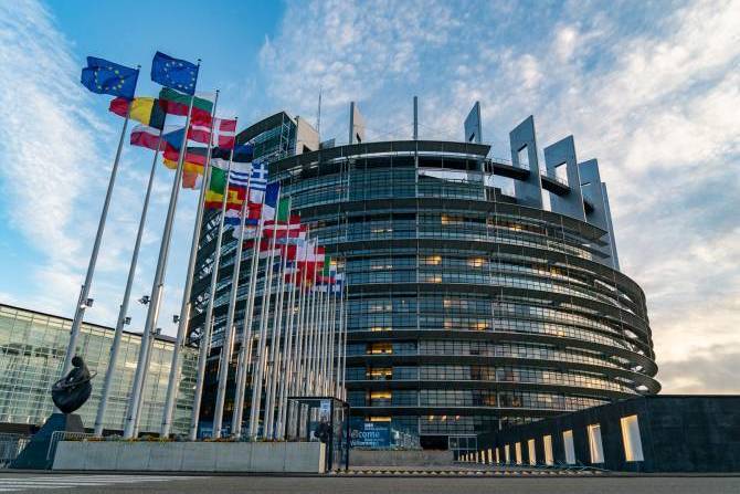 Европарламент призвал ЕС приостановить энергетическое сотрудничество с Азербайджаном