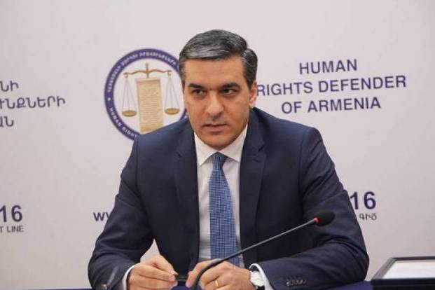 Омбудсмен Армении обратился в Facebook в связи с блокировкой из-за фото героя РА Монте Мелконяна
