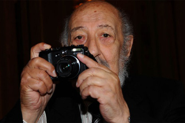 Про жизнь самого известного турецкого фотографа армянского происхождения Ара Гюлера снимут байопик