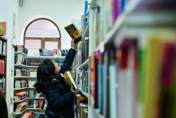 Опрос: в Армении читают книги 32,8 процентов жителей