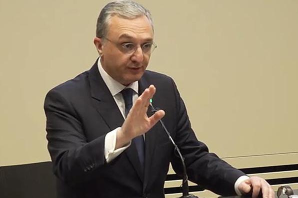 Не стройте из себя святош – Зограб Мнацаканян ответил азербайджанскому депутату