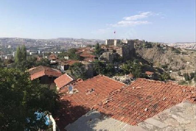 В Турции на продажу выставили древнюю армянскую церковь