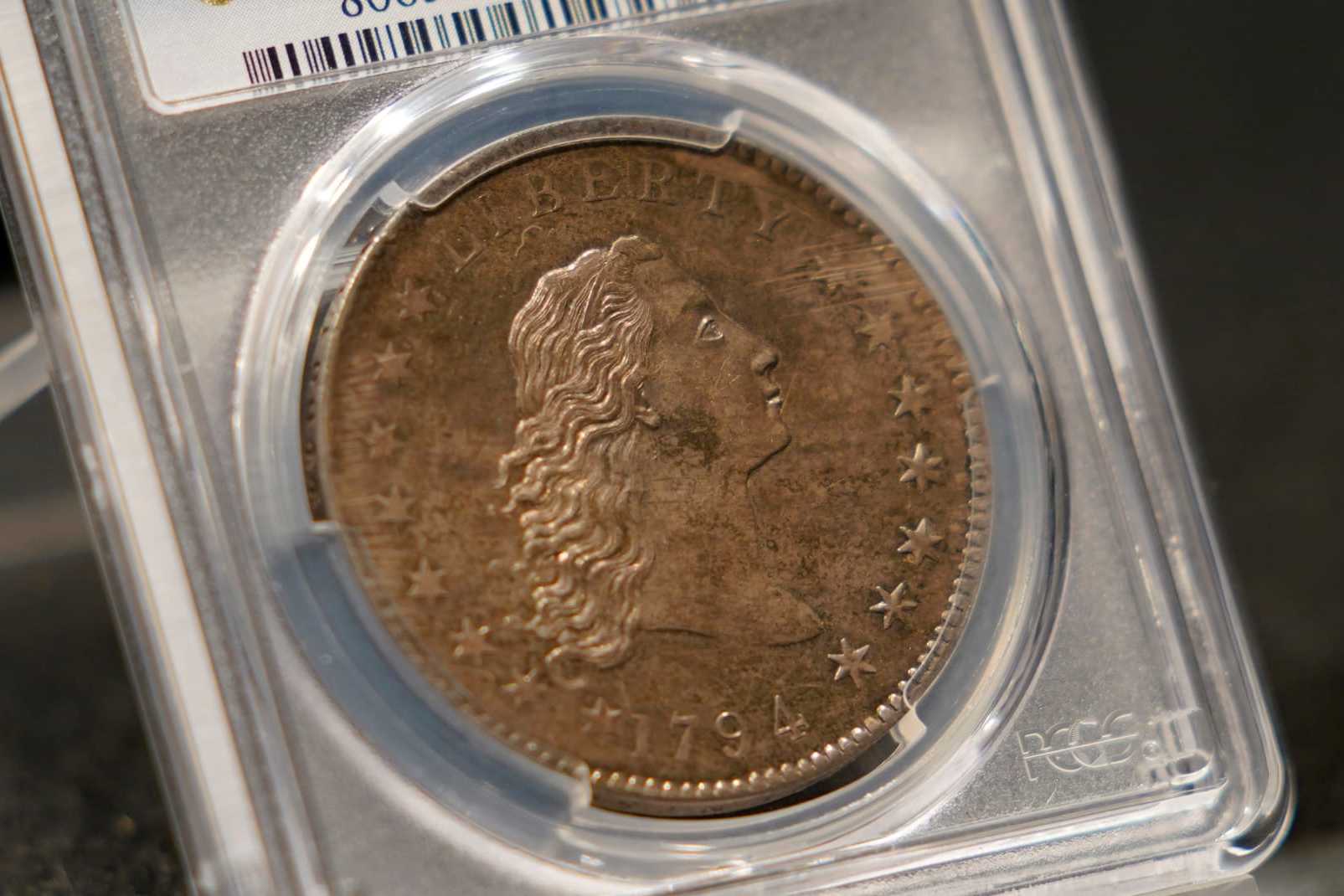 Бесценный артефакт: на торги выставлена самая дорогая монета в мире 