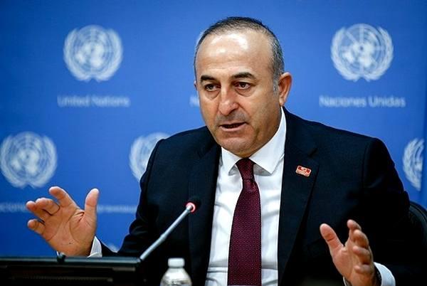 МИД Турции потребовал от ЕС ввести безвизовый режим, пригрозив срывом договора по беженцам