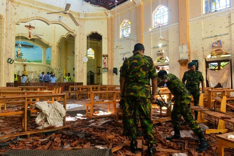 Улемы Шри-Ланки осудили теракты и отказались принять для похорон тела террористов
