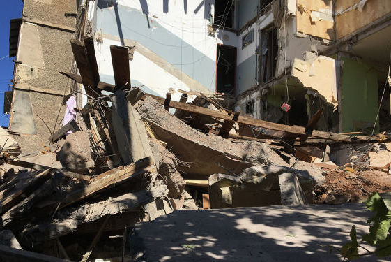 Правительство предоставит жителям разрушенного здания на улице Райниса финансовую помощь на покупку квартир