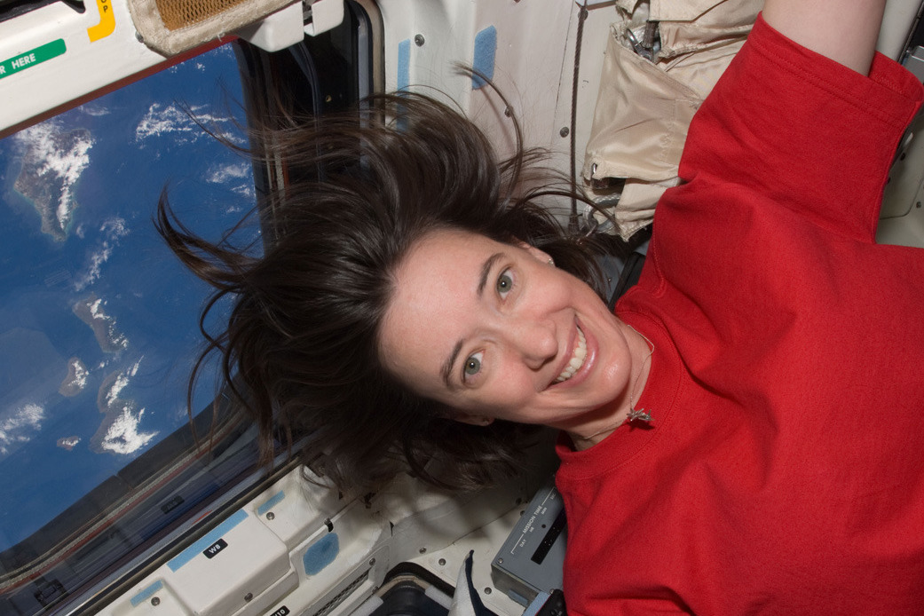 Астронавты на Международной космической станции занялись выращиванием перца в невесомости