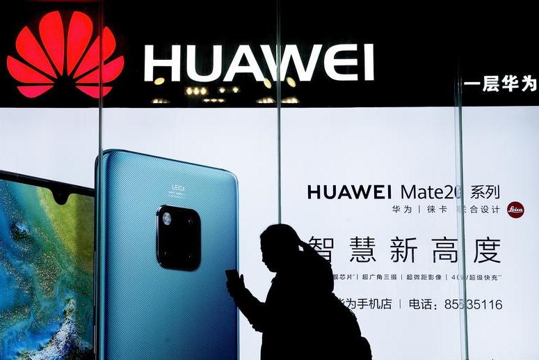 Впервые мировым лидером по продажам смартфонов стал Huawei 