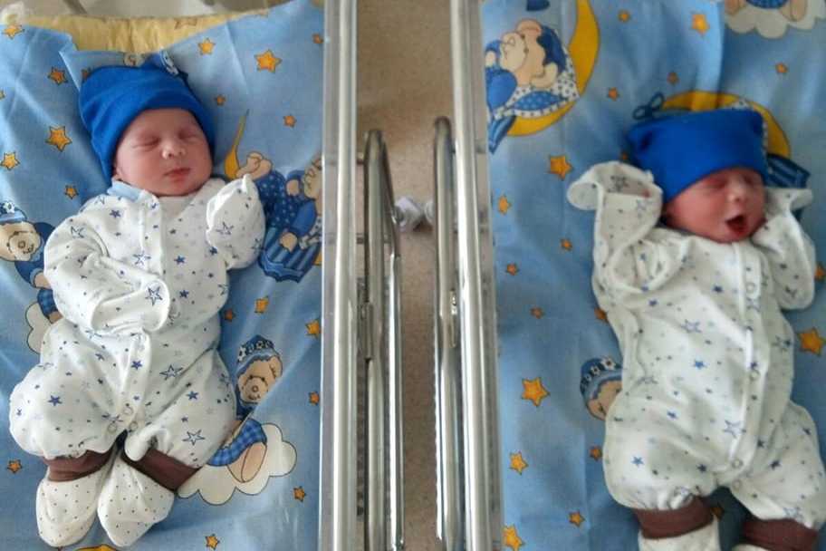 В многодетной семье переселенцев из Кашатагского района Карабаха родились близнецы
