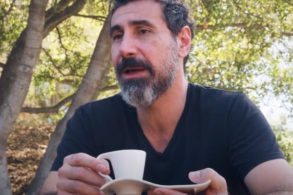 Серж Танкян создал армянский кофейный бренд Kavat