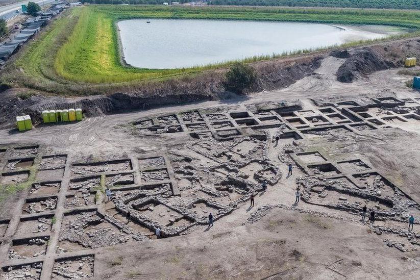 «Это просто Нью-Йорк бронзового века»: в Израиле найден город возрастом 5000 лет, но люди жили в этом месте даже 7000 лет назад