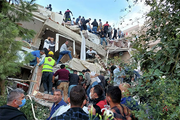 В результате землетрясения в Турции погибли шесть человек, 257 получили ранения