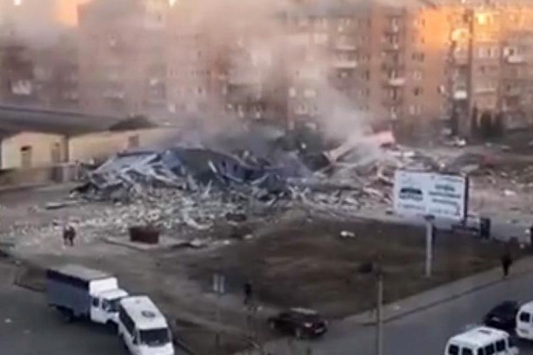 Мощный взрыв во Владикавказе - следствие отрабатывает все версии.Wargonzo