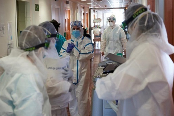 В Испании минимальное число жертв коронавируса за шесть недель