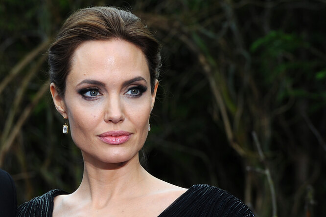 Анджелина Джоли запускает собственный модный бренд