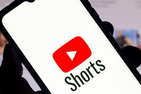 Ответ ТикТоку? YouTube внедряет новую функцию для создания коротких видео