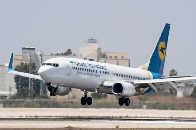 Самолет «Украинских авиалиний», на борту которого находились 180 человек, потерпел крушение в Иране: хроника событий 