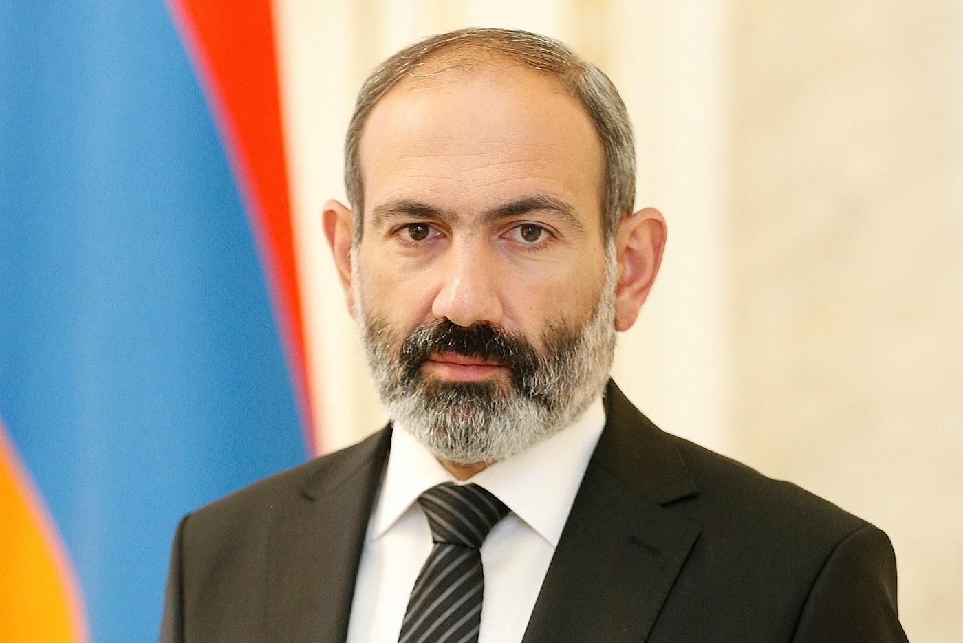 Премьер Армении поедет во Францию после визита в Москву