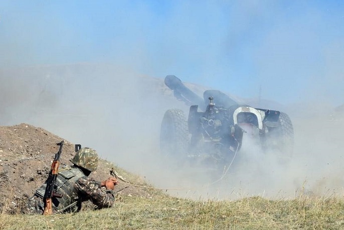 Армянские военнослужащие уничтожили вражеские огневые позиции Д-30, артиллерийские блокпосты и колонны