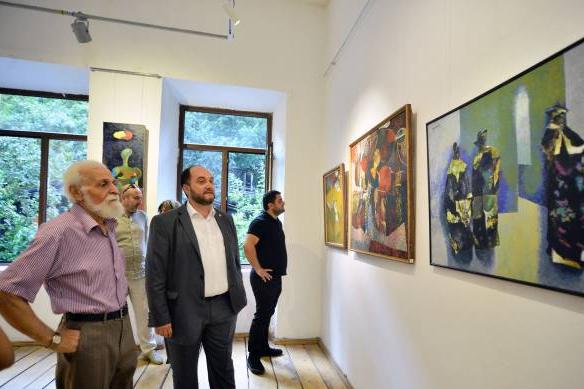 «Мне еще многое надо сказать»: в галерее «Далан» открылась выставка работ Заслуженного художника РА Владимира Абрамяна
