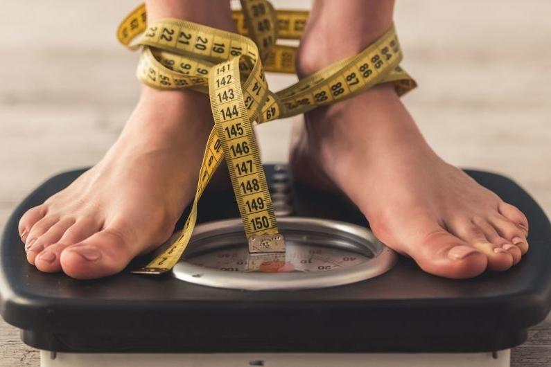 Почему даже если вы стараетесь правильно питаться килограммы все равно прибывают: 5 неочевидных причин