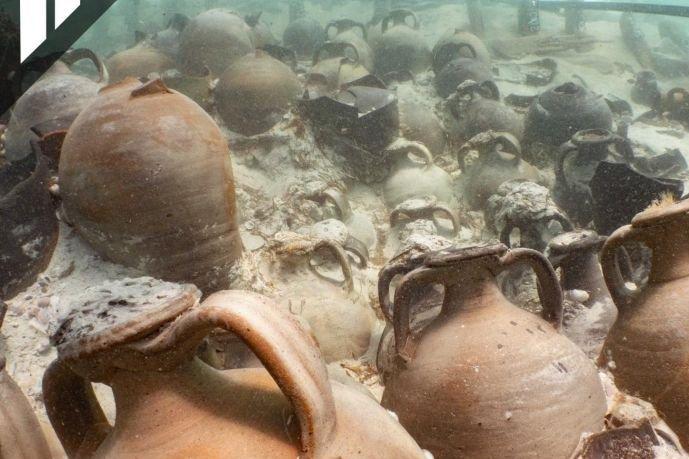 У берегов Мальорки нашли затонувшее древнеримское судно: на нем отлично сохранились амфоры и урны