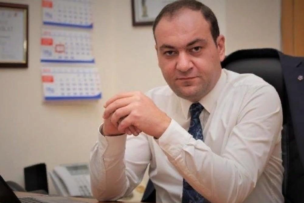 «Հայաստանը կդառնա միապետություն՝ ձևական ժողովրդավարական մարմիններով»․ Արսեն Բաբայանը՝ «Իմ քայլի» 37 պատգամավորի հեղինակած նախագծի մասին