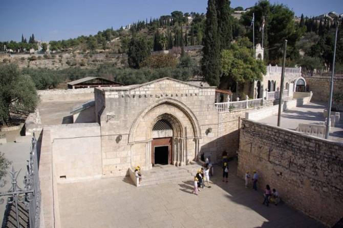 Принадлежащий Армянской и Греческой православной церквям Храм Пресвятой Богородицы в Гефсимании подвергся нападению