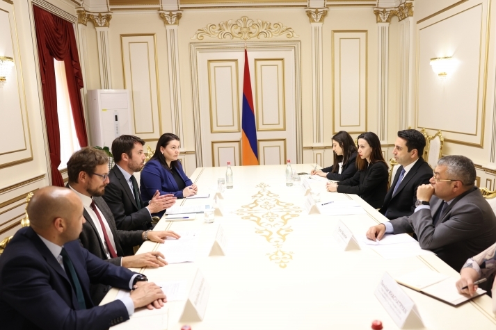 ԼՂ հակամարտության կարգավորումը պետք է ներառի Արցախի կարգավիճակի հստակեցում. Ալեն Սիմոնյանը՝ Յոհան Մըրֆիի պատվիրակությանը