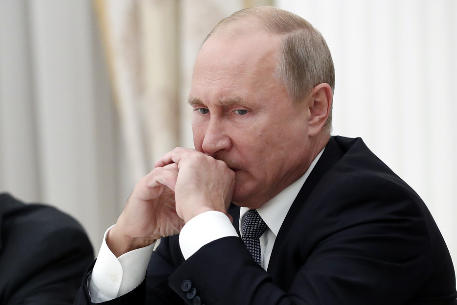 Путин назвал происходящее в Нагорном Карабахе трагедией, за которую он переживает