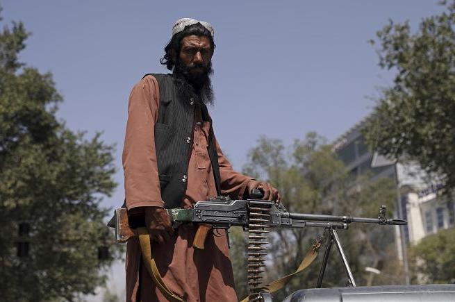 Талибы обещают всеобщую амнистию для афганских чиновников и зовут женщин в госструктуры