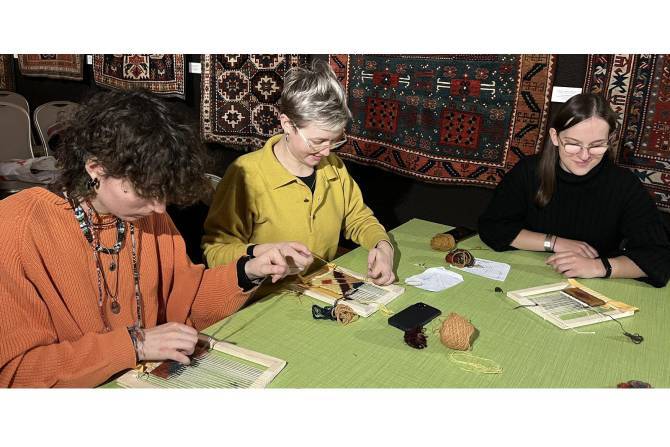 В Королевском замке-музее Варшавы пройдут курсы армянского ковроткачества