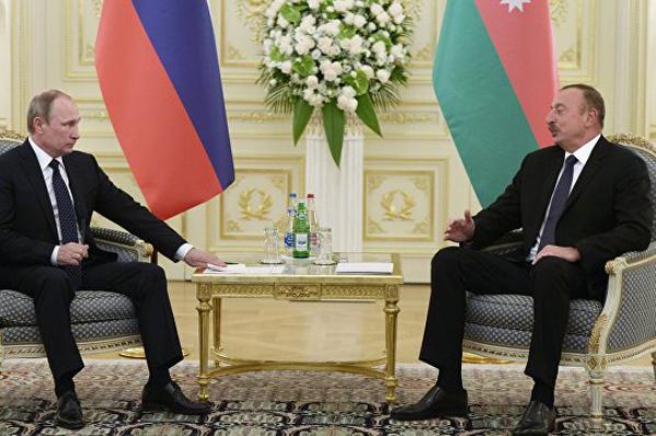 Алиев поблагодарил Путина за участие в урегулировании конфликта в Карабахе