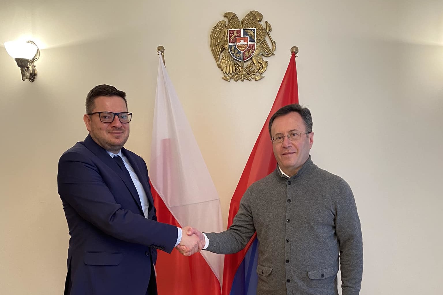 «Решительно осуждаю это жестокое и неоправданное нападение на мирных жителей»: польский депутат 