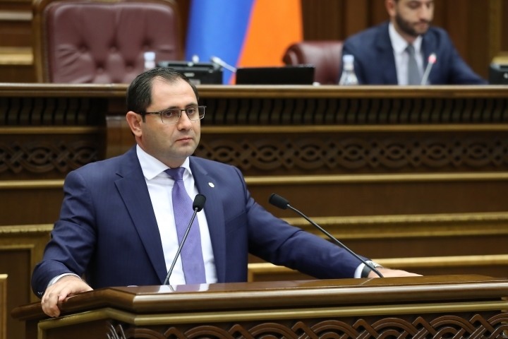 Сурен Папикян: ВС должны подчиняться министру обороны и верховному главнокомандующему