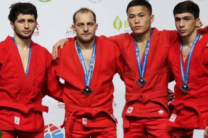 На Открытом Кубке Европы по самбо армянские спортсмены завоевали 5 медалей