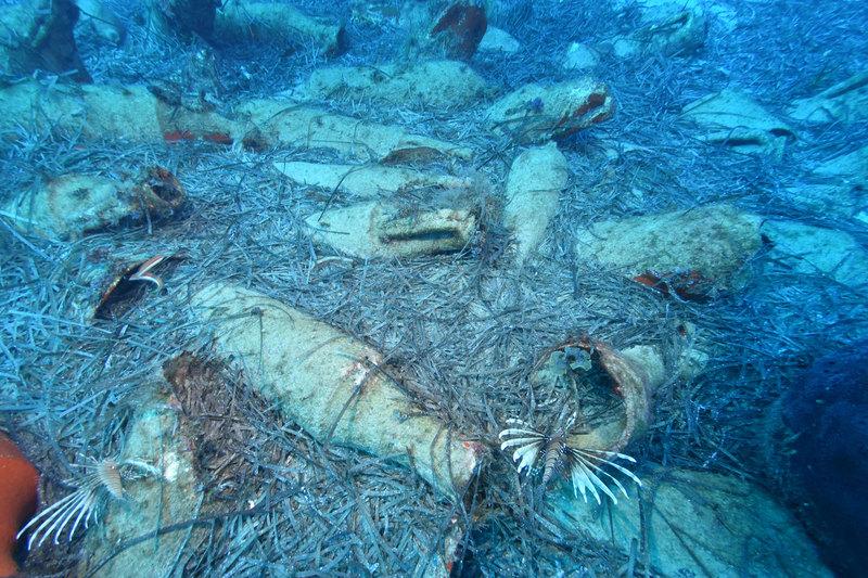 У побережья Кипра обнаружили затонувшее древнеримское судно с грузом амфор