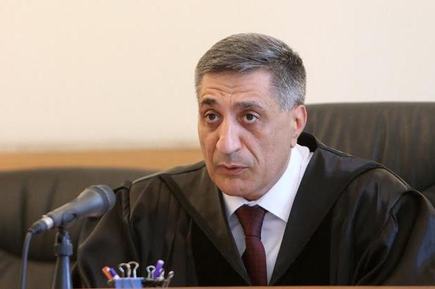 Քոչարյանի պաշտպանները ինքնաբացարկի միջնորդություն են ներկայացրել դատավոր Դանիելյանին․ որոշումը կհրապարակվի փետրվարի 3-ին