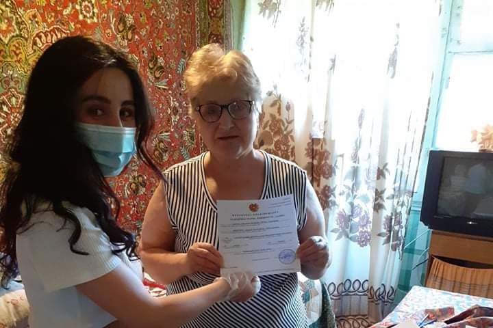 Ադրբեջանից բռնագաղթածներին բնակարանի գնման վկայագրերի հանձնումը շարունակվում է․ Երևանում հարցը վերջնականապես կլուծվի