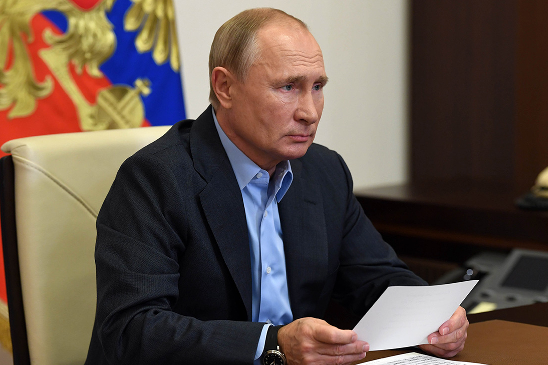 Путин подписал указ о порядке работы миротворцев в Карабахе