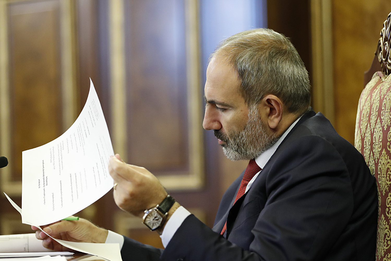 Премьер-министр Армении назначил ряд первых замминистра
