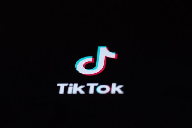 Twitter намеревается приобрести TikTok в США, хотя компании может не хватить средств должного финансирования